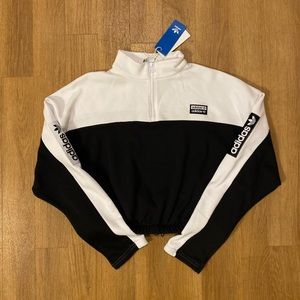 NWT Adidas Cropped Pullover